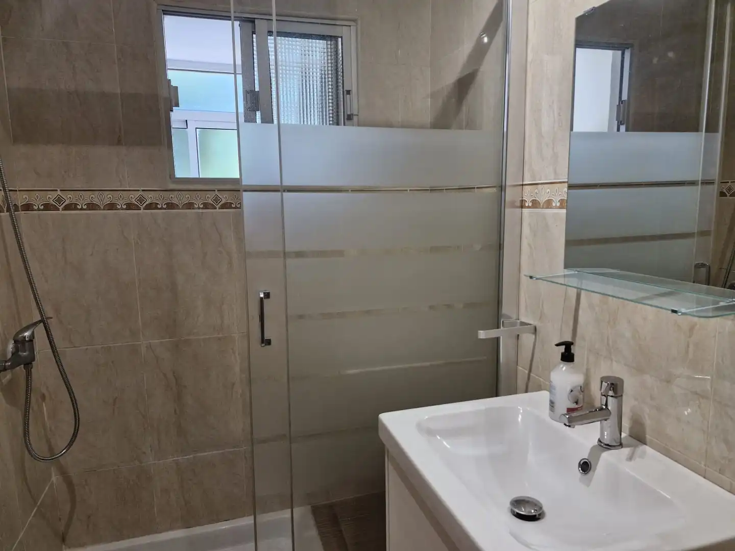 Baño de Piso de alquiler en La Línea de la Concepción