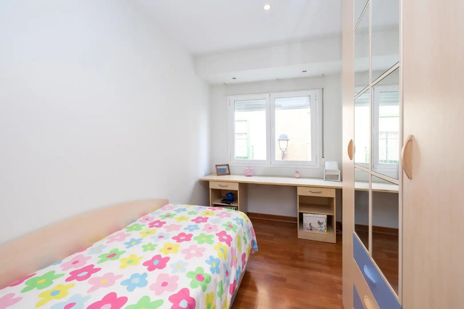 Bedroom of Detached homes for sale in Loja  with Air Conditioner, Heating and Parquet flooring