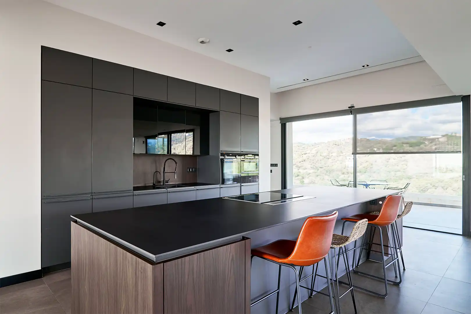 Cocina de Casa o chalet en venta en Benahavís con Aire acondicionado, Calefacción y Jardín privado