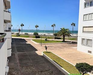 Exterior view of Flat to rent in El Puerto de Santa María  with Air Conditioner and Terrace