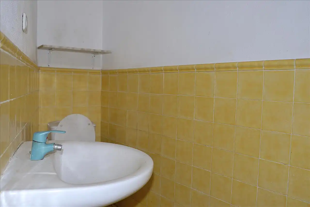 Bathroom of Detached homes for sale in Algeciras