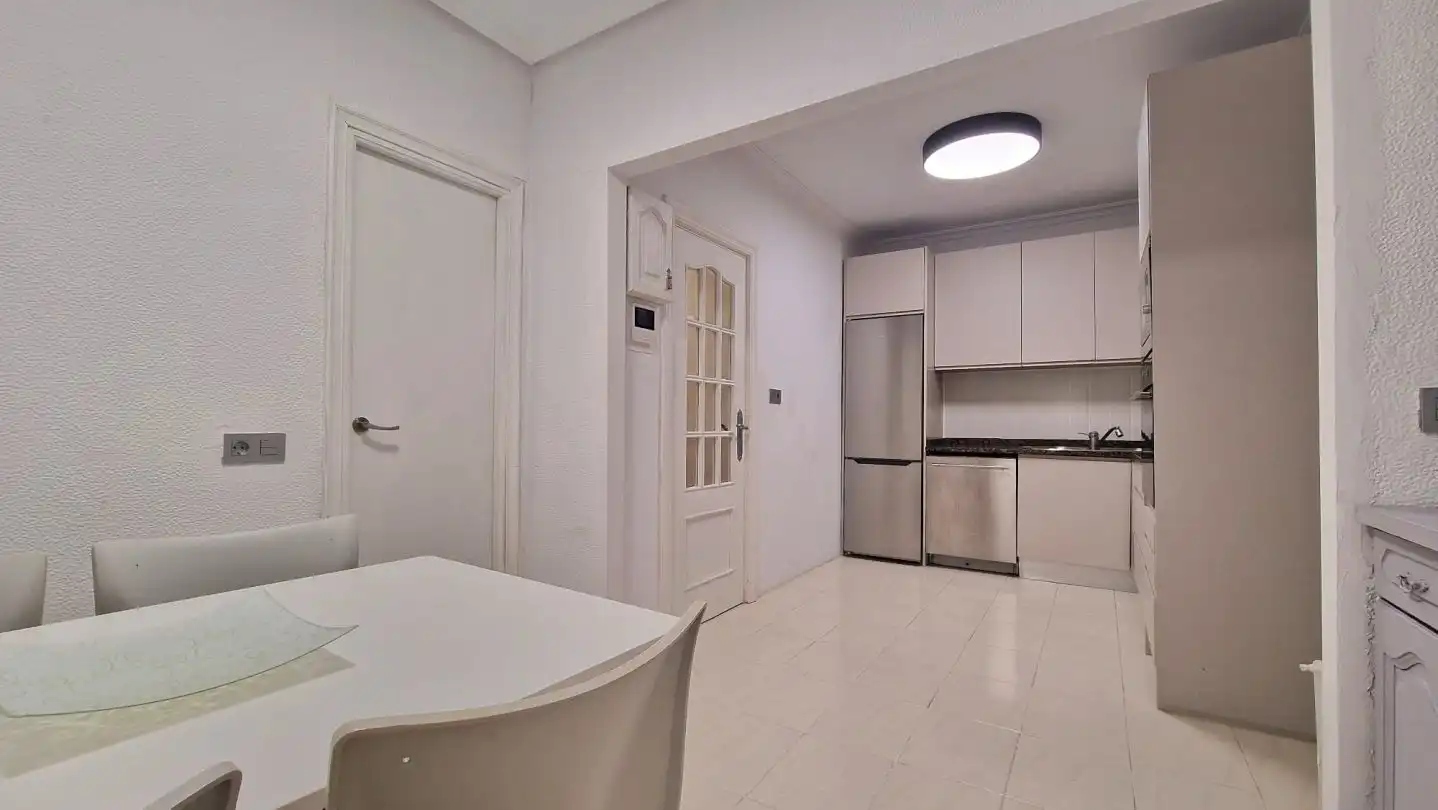 Cocina de Piso de alquiler en Donostia - San Sebastián  con Terraza y Balcón