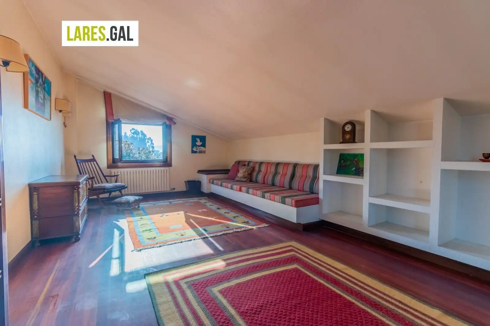 Sala d'estar de Casa o xalet de lloguer en Moaña amb Calefacció, Terrassa i Moblat