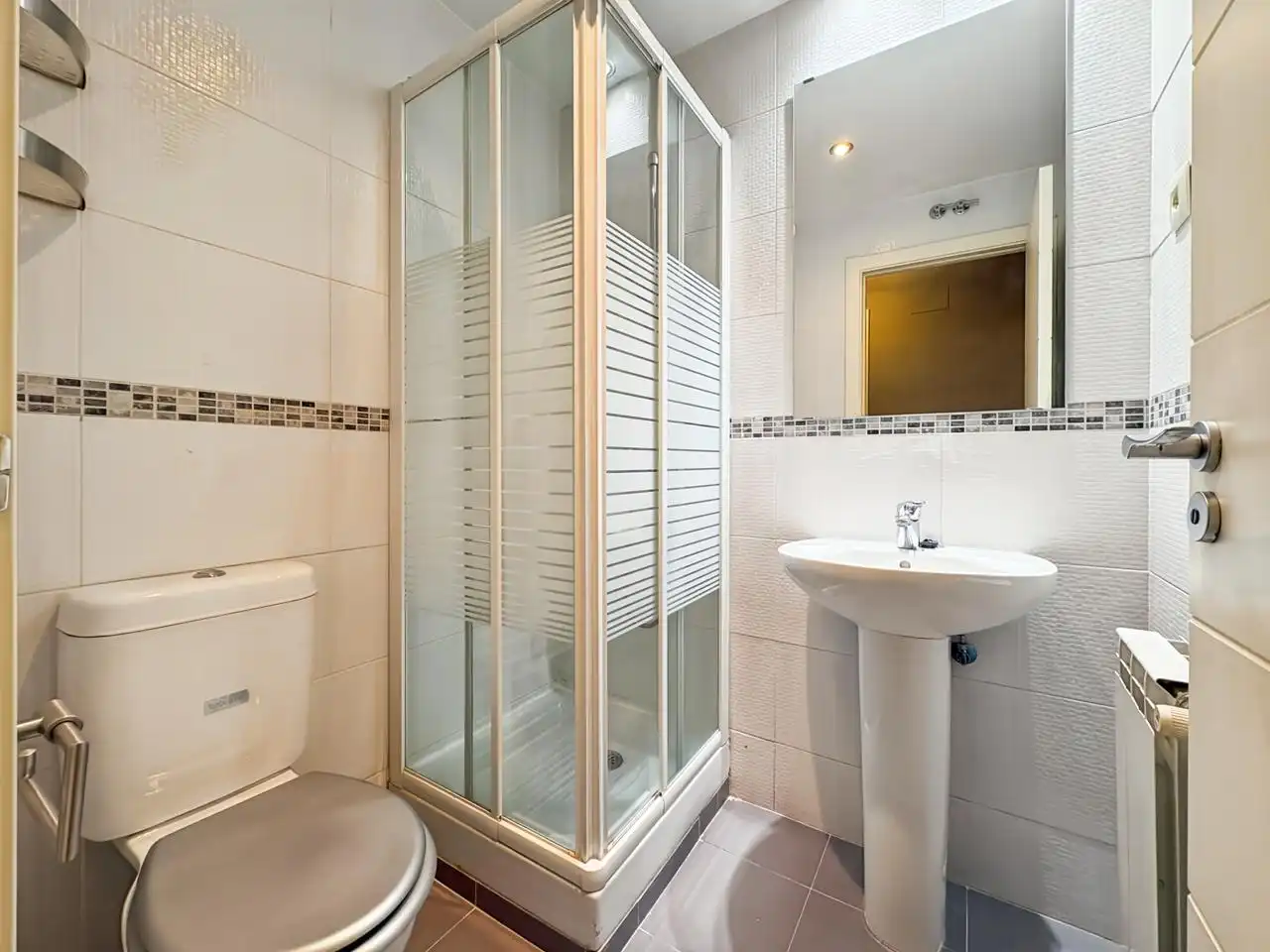 Badezimmer von Wohnung zum Verkauf in Madrid mit Heizung, Abstellraum und Gemeinschaftspool