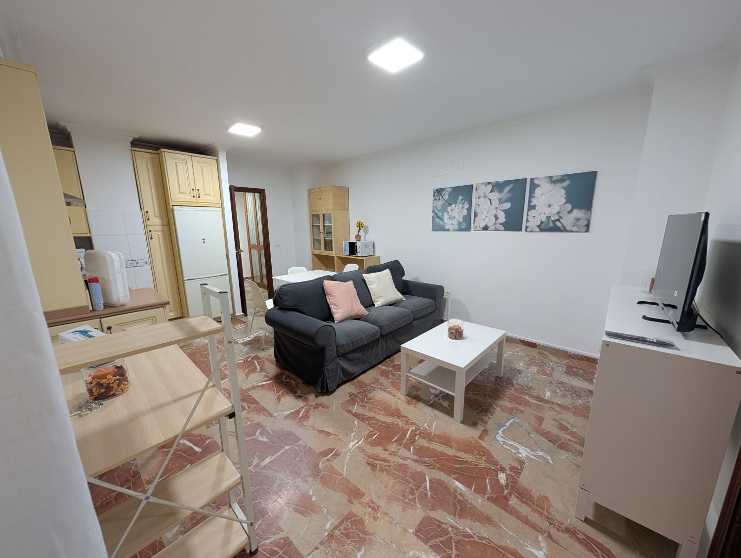 Living room of Apartment to rent in  Huelva Capital  with Terrace and Furnished