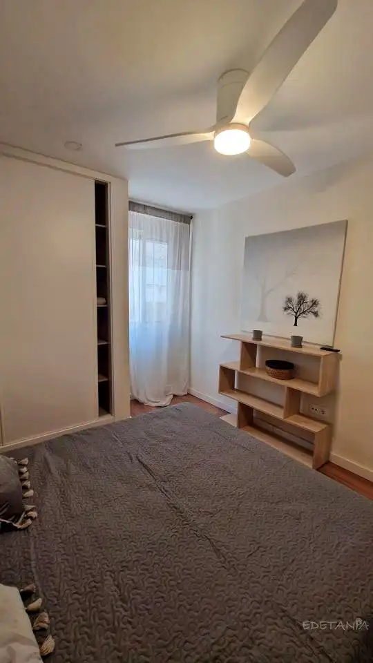 Schlafzimmer von Wohnung zur Miete in Moncada mit Klimaanlage und Möbliert