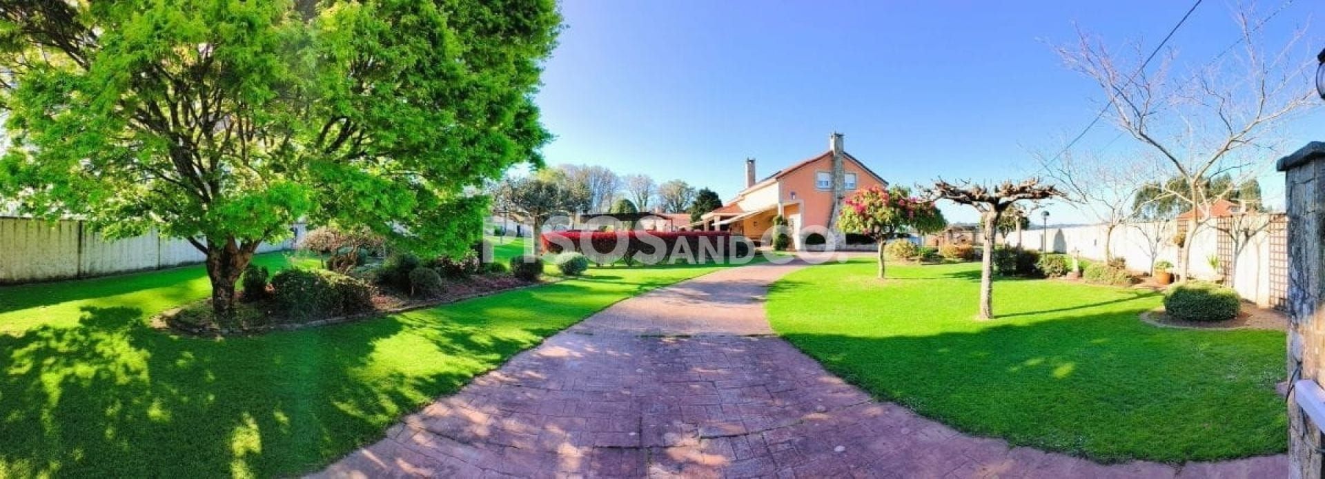 Jardín de Casa o chalet en venta en Cambre  con Calefacción, Terraza y Piscina
