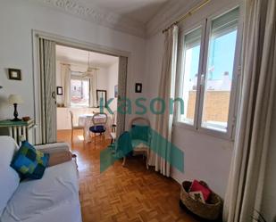 Bedroom of Apartment for sale in  Madrid Capital