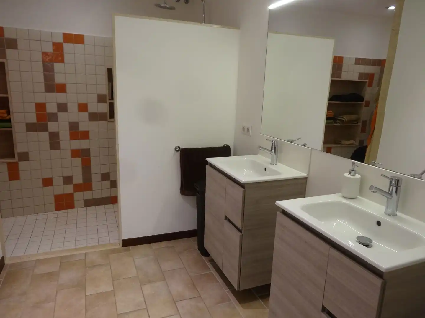 Baño de Finca rústica en venta en Forallac con Aire acondicionado, Calefacción y Jardín privado