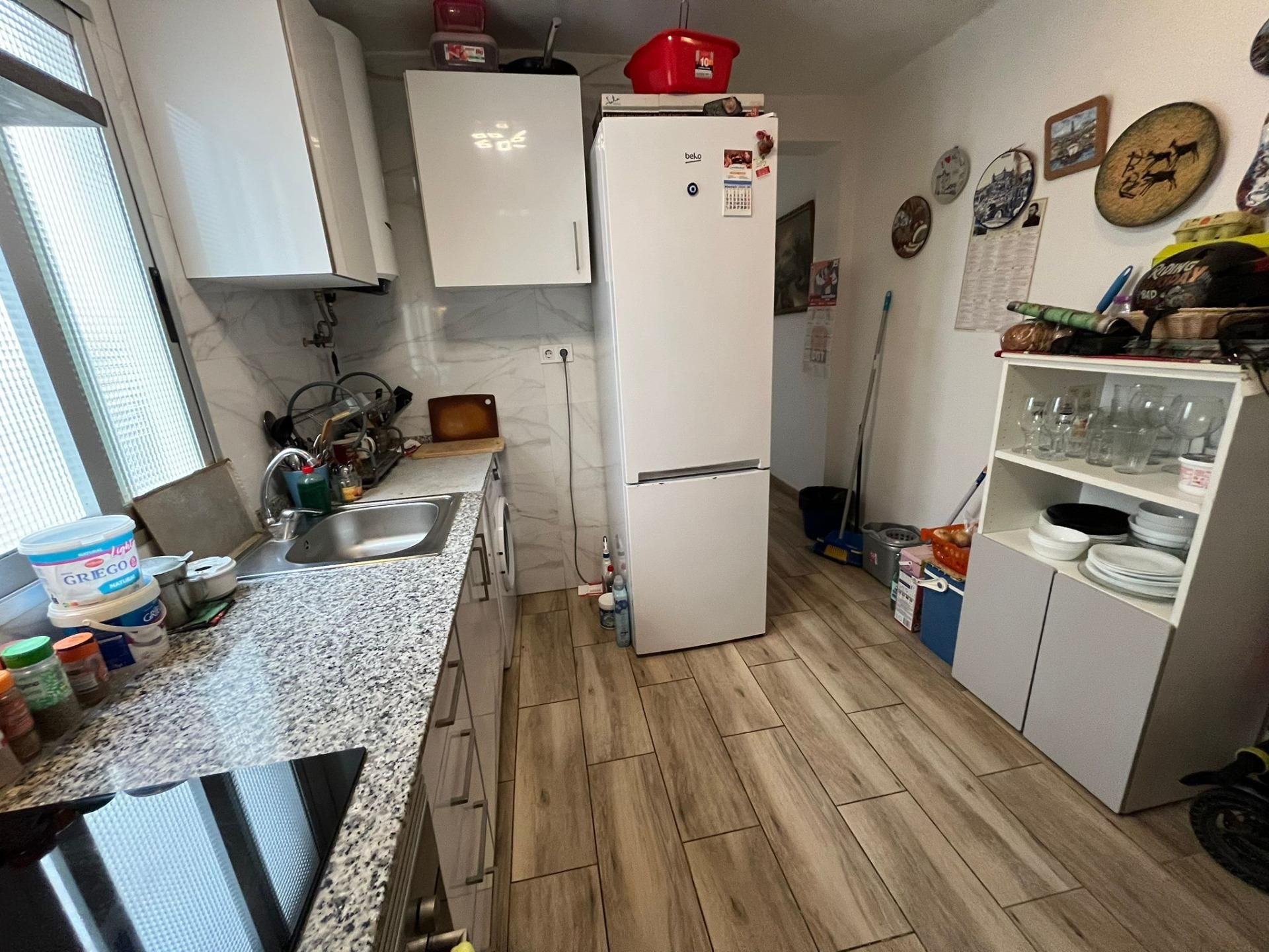 Kitchen of Flat for sale in  Valencia Capital