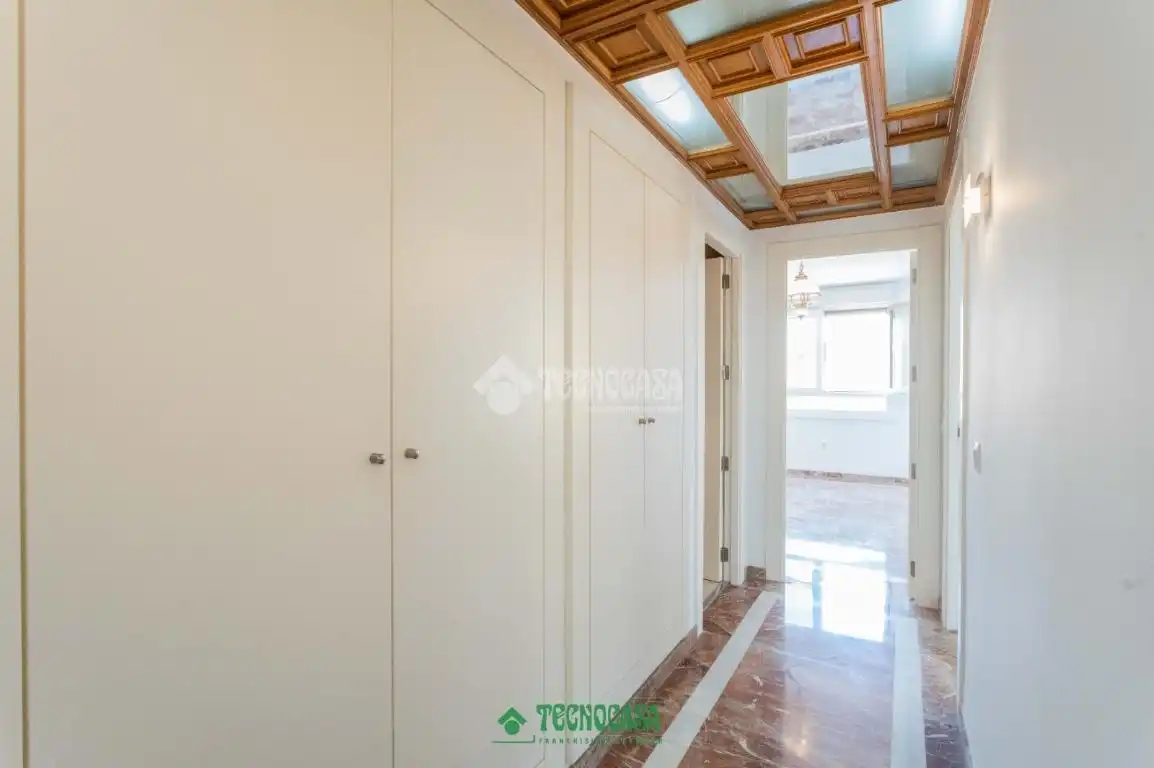 Piso en venta en Almería con Aire acondicionado