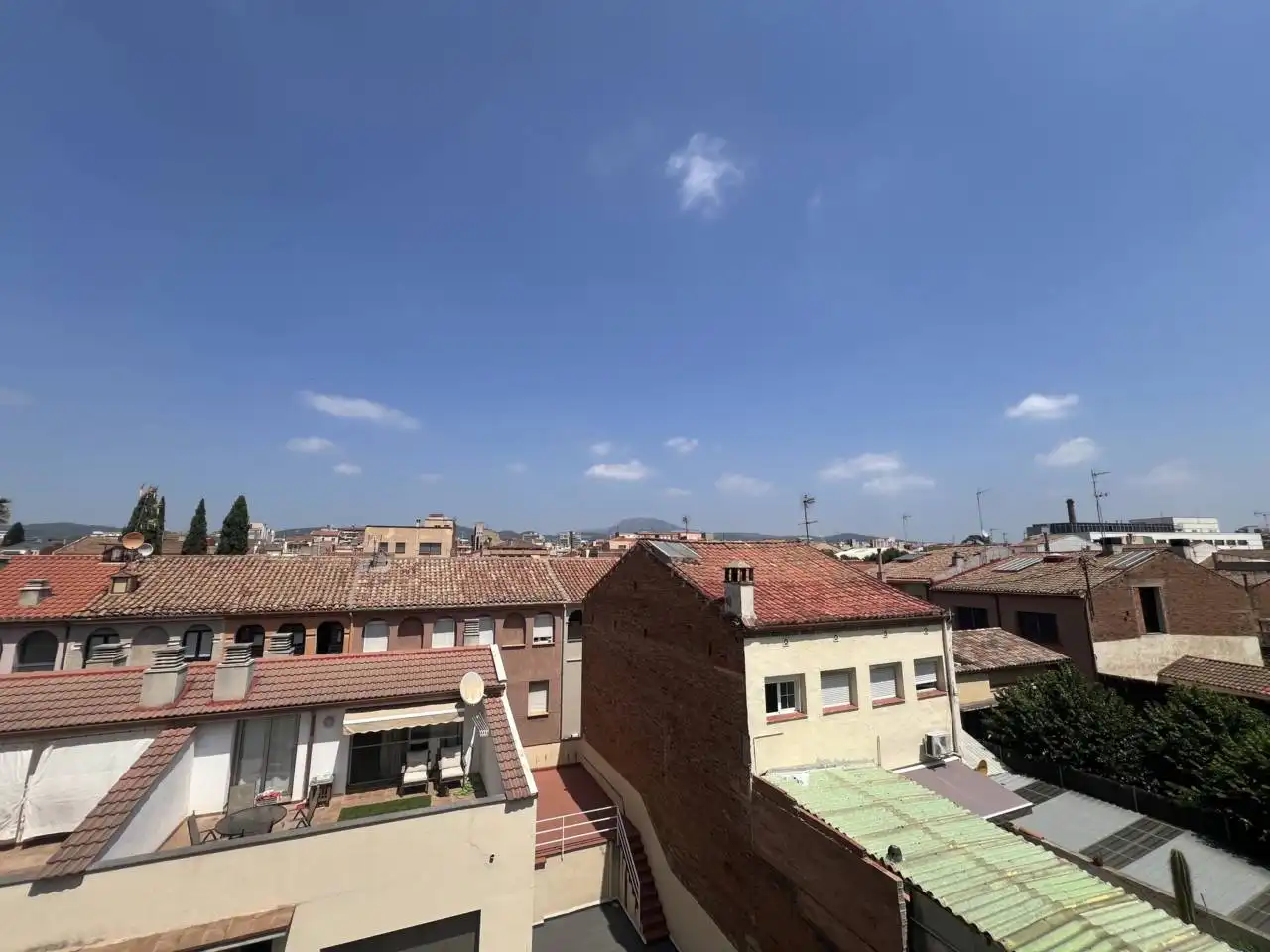 Vista exterior de Dúplex de lloguer en Terrassa amb Aire condicionat, Calefacció i Terrassa