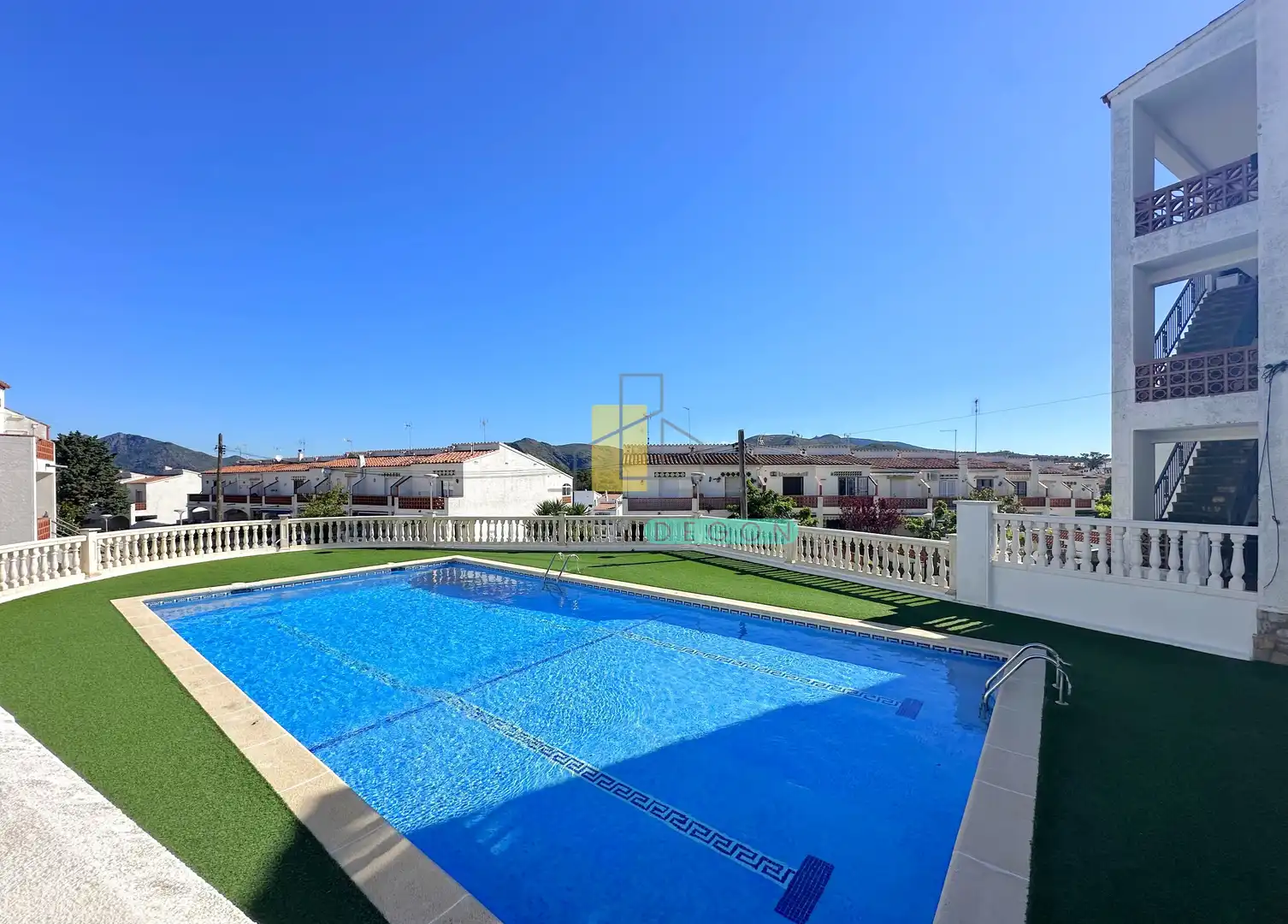 Piscina de Estudi en venda en Roses amb Calefacció