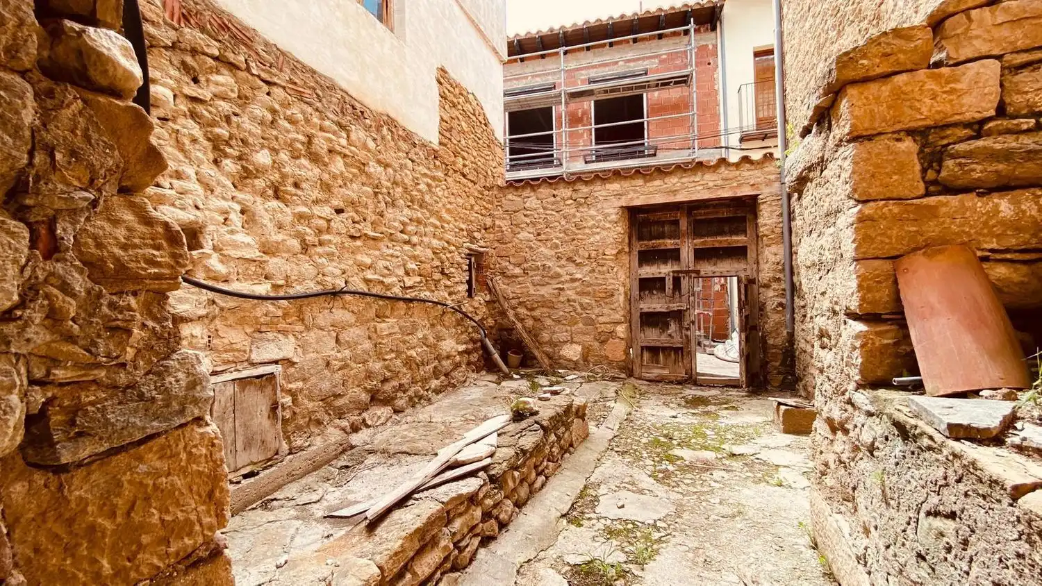 Vista exterior de Finca rústica en venda en La Mata de Morella amb Terrassa i Traster