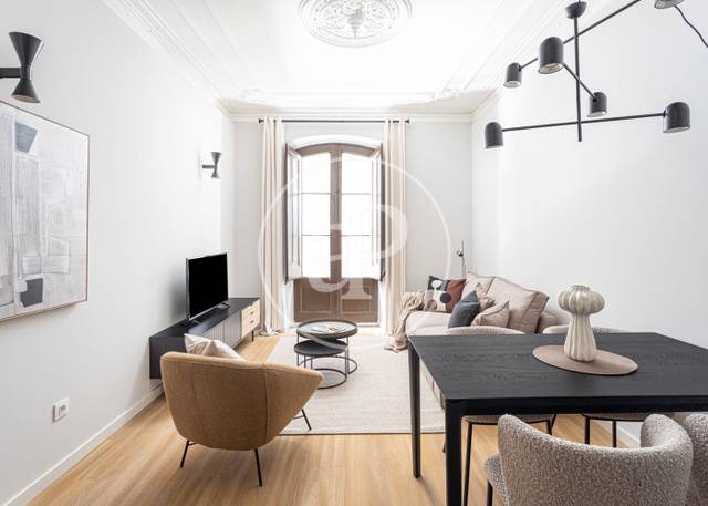 Piso en Alquiler en Carrer d'en Serra en Barri Gòtic