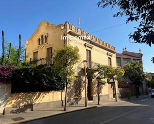 Vista exterior de Casa o xalet en venda en Sant Feliu de Llobregat amb Jardí privat, Terrassa i Traster