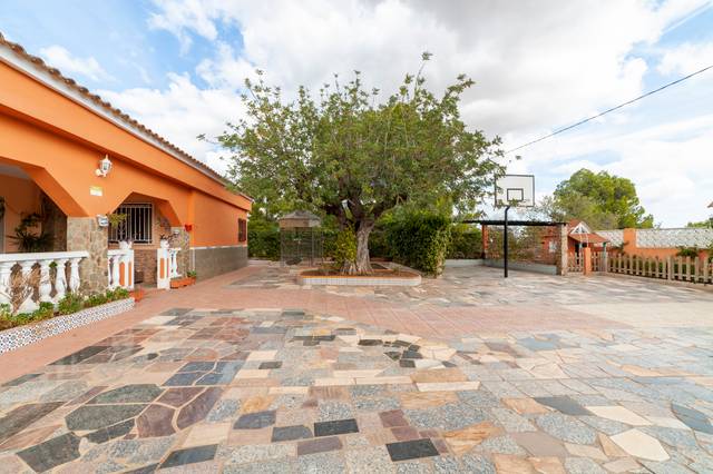 Casa-chalet en Venta en Avenida 2000 en La Conarda - Montesano