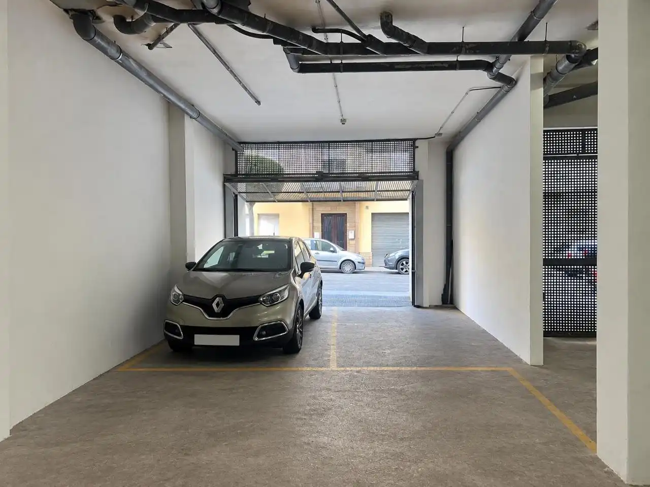 Aparcamiento en venta en calle Ramon Berenguer IV, imagen 4