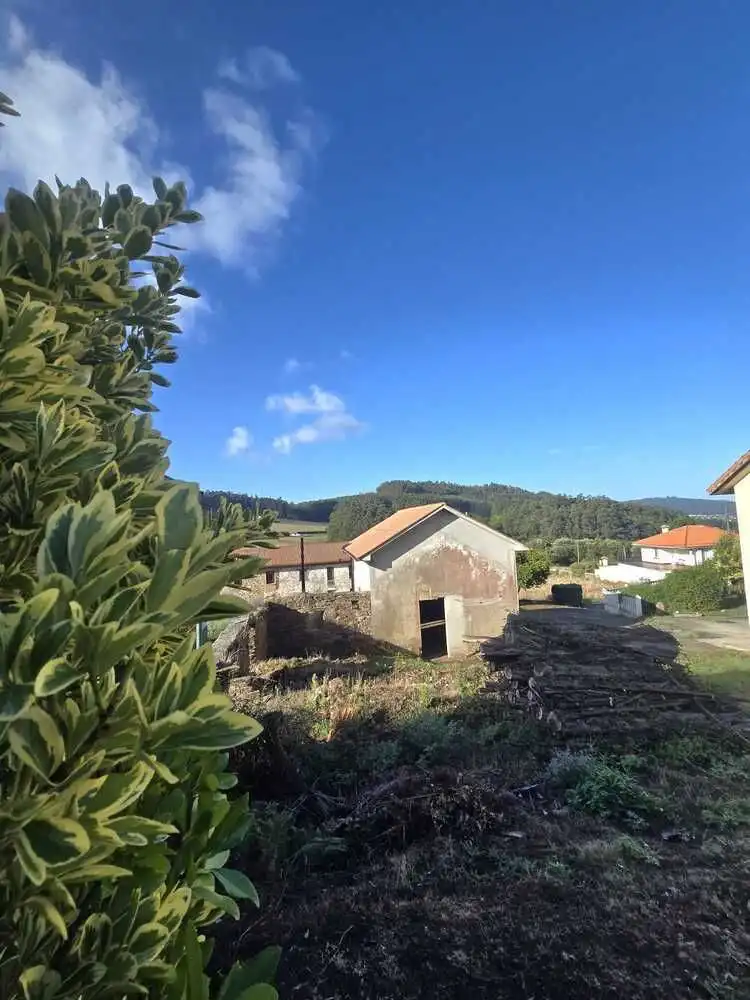 Maison rustique avec jardin à vendre à Cedeira