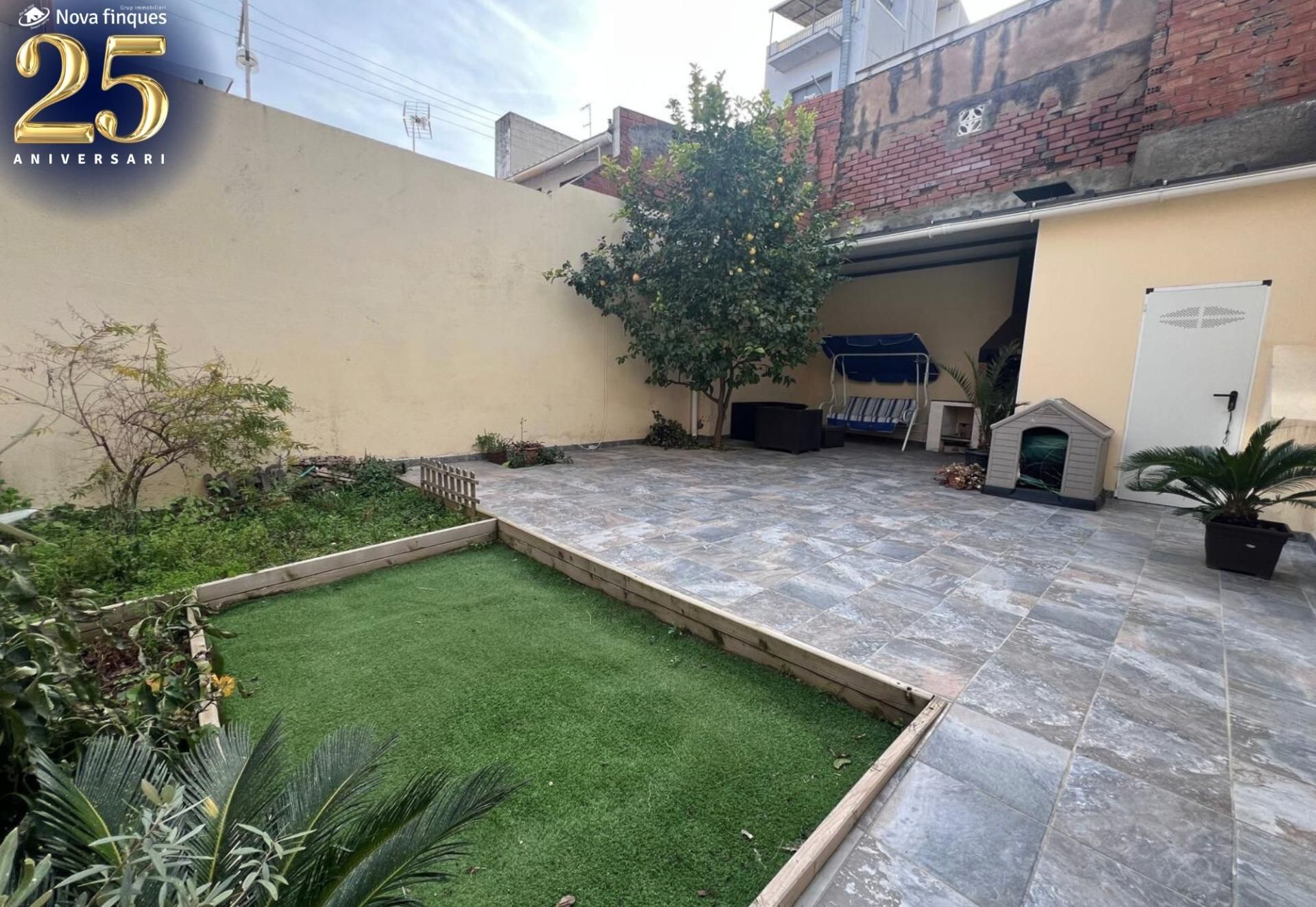 Garden of Planta baja for sale in Sabadell  with Heating, Terrace and Storage room