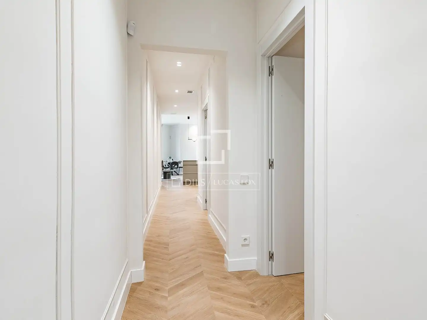Piso en venta en Barcelona con Aire acondicionado, Calefacción y Balcón