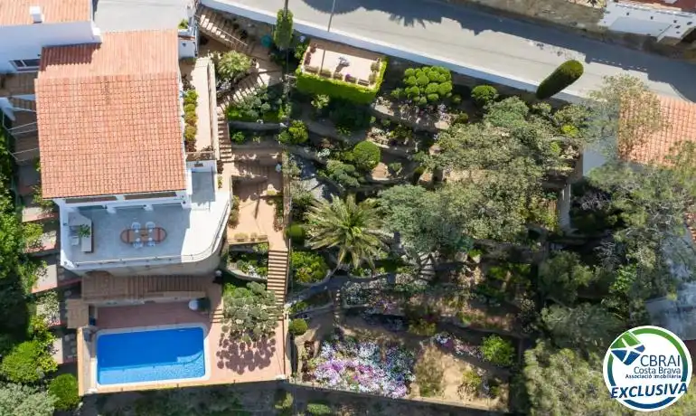 Jardí de Finca rústica en venda en Roses amb Calefacció, Jardí privat i Traster