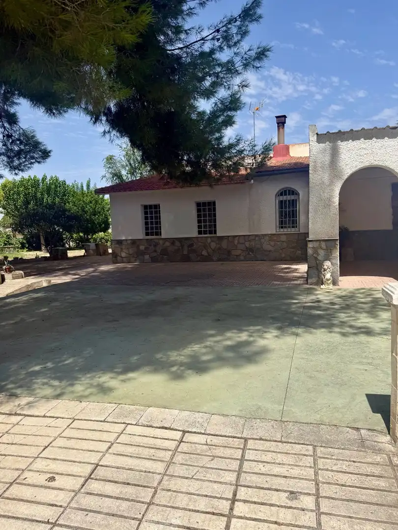 Vista exterior de Casa o chalet en venta en Villena con Calefacción, Jardín privado y Trastero