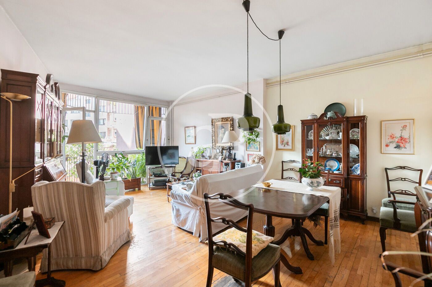 Sala de estar de Piso en venta en  Barcelona Capital con Calefacción, Terraza y Trastero
