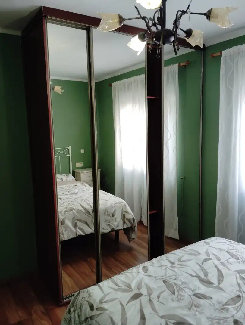 Bedroom of Flat for rent in Oviedo   with Heating, Furnished and Oven