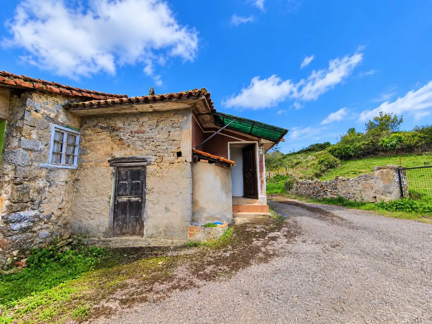 Terraced house with garden for sale in Salas, imagen 17