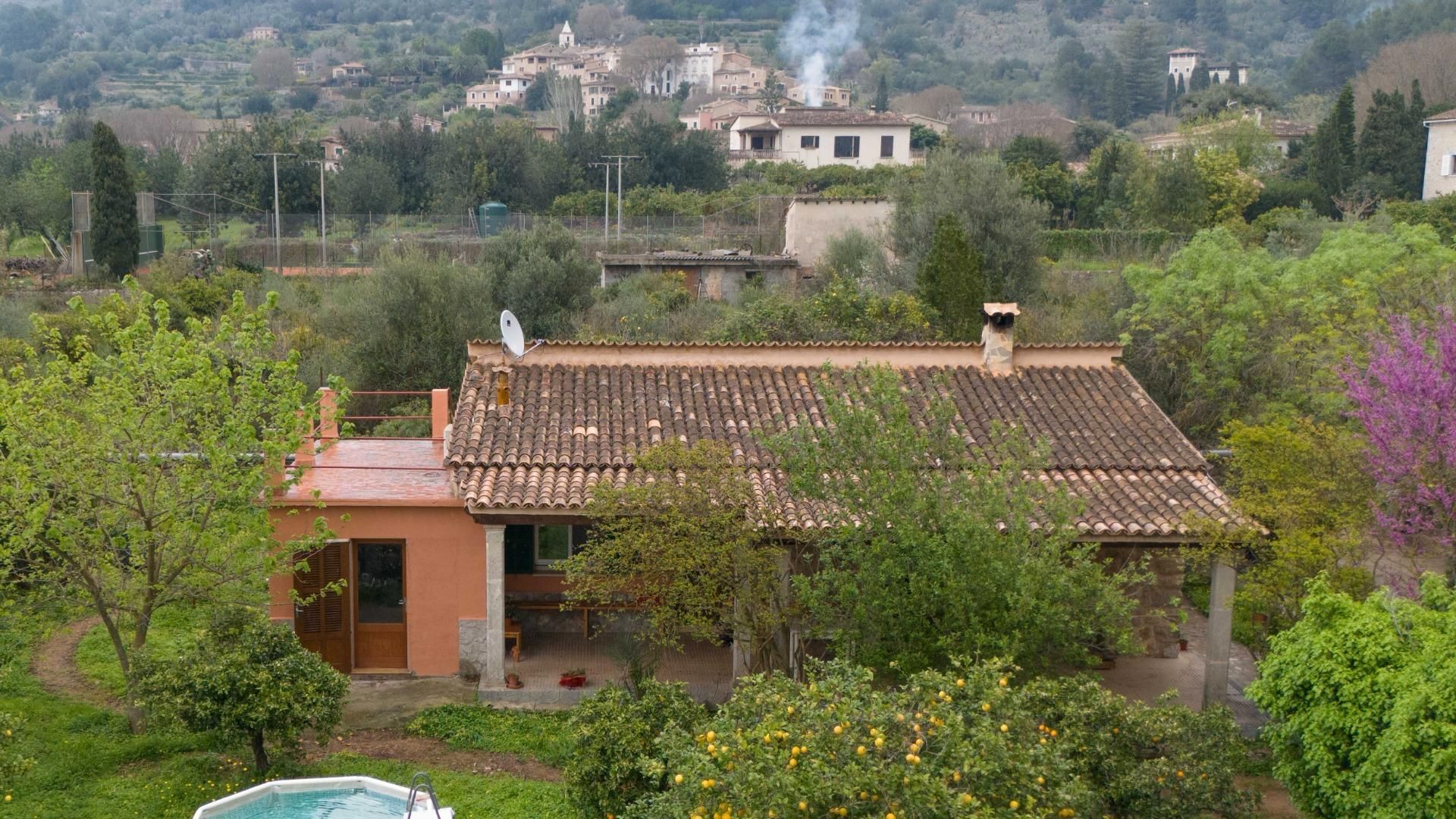 Vista exterior de Finca rústica en venda en Sóller amb Aire condicionat, Calefacció i Jardí privat