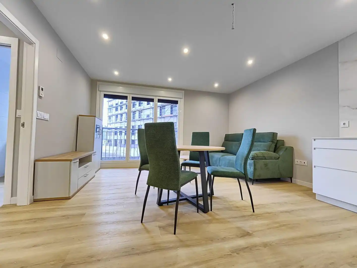 Living room of Flat for rent in Pontevedra Capital   with Heating, Storage room and Furnished