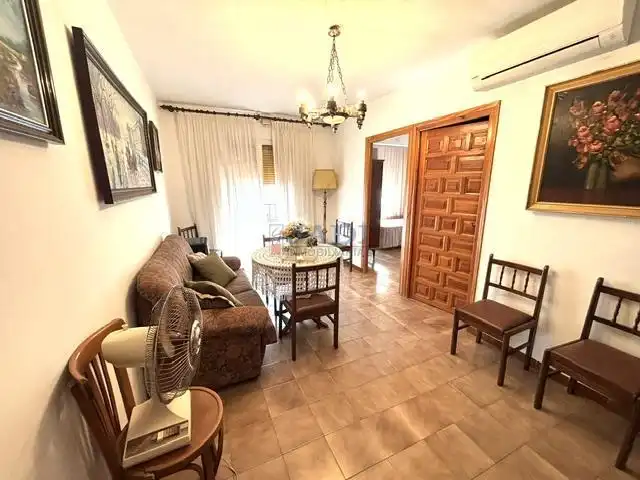 Sala de estar de Casa o chalet en venta en Villamanrique con Terraza, Trastero y Amueblado