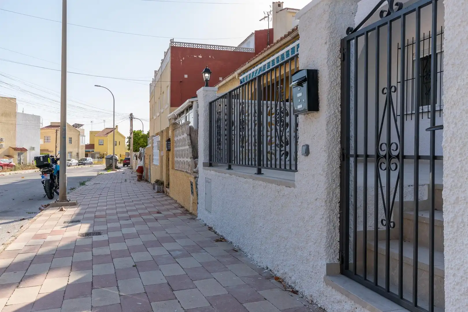Exterior view of Houses for sale in San Fulgencio  with Terrace