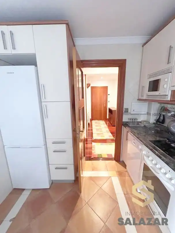 Cocina de Piso de alquiler en Bilbao  con Calefacción