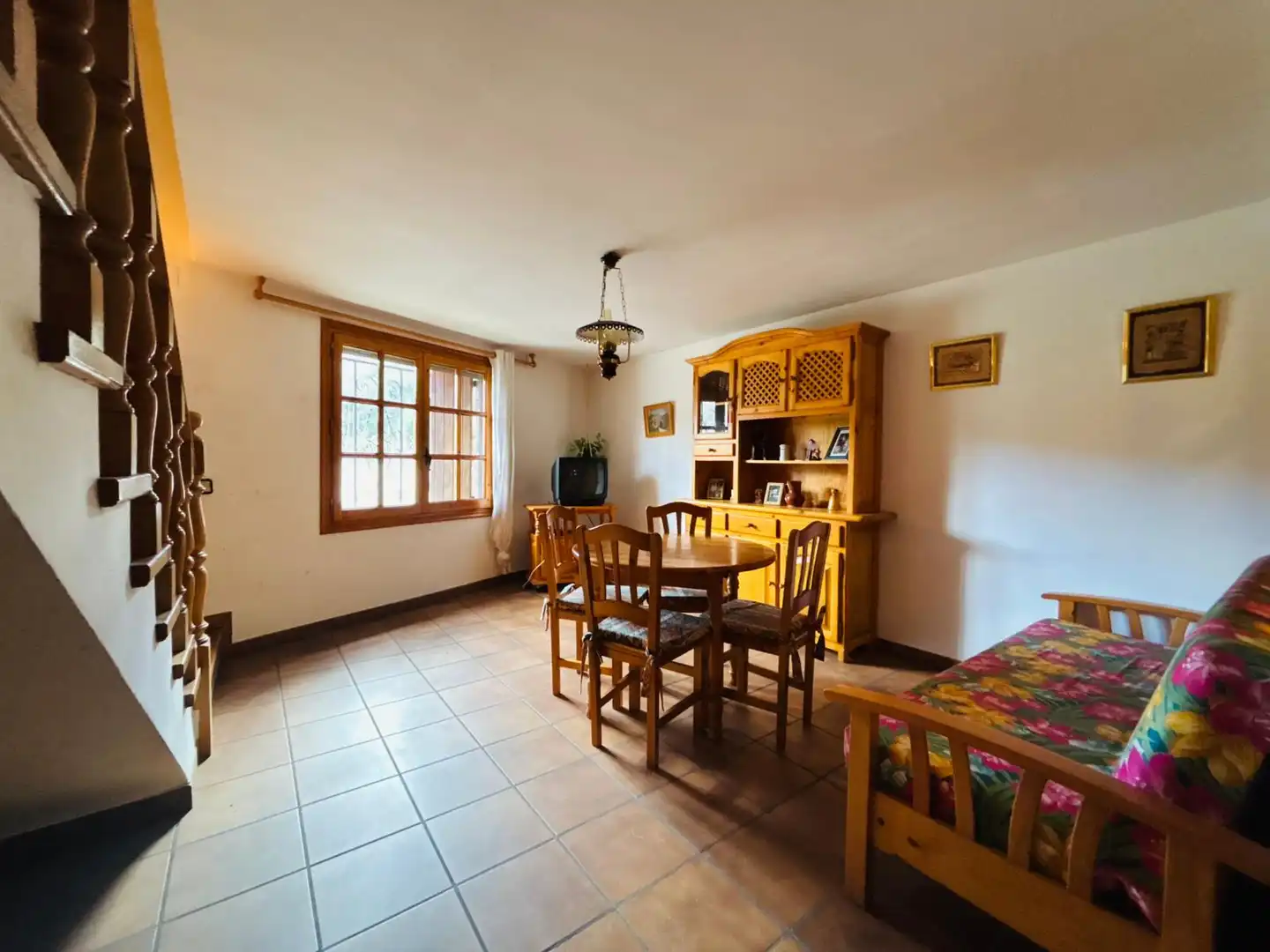 Menjador de Finca rústica en venda en Cornudella de Montsant amb Aire condicionat, Jardí privat i Moblat