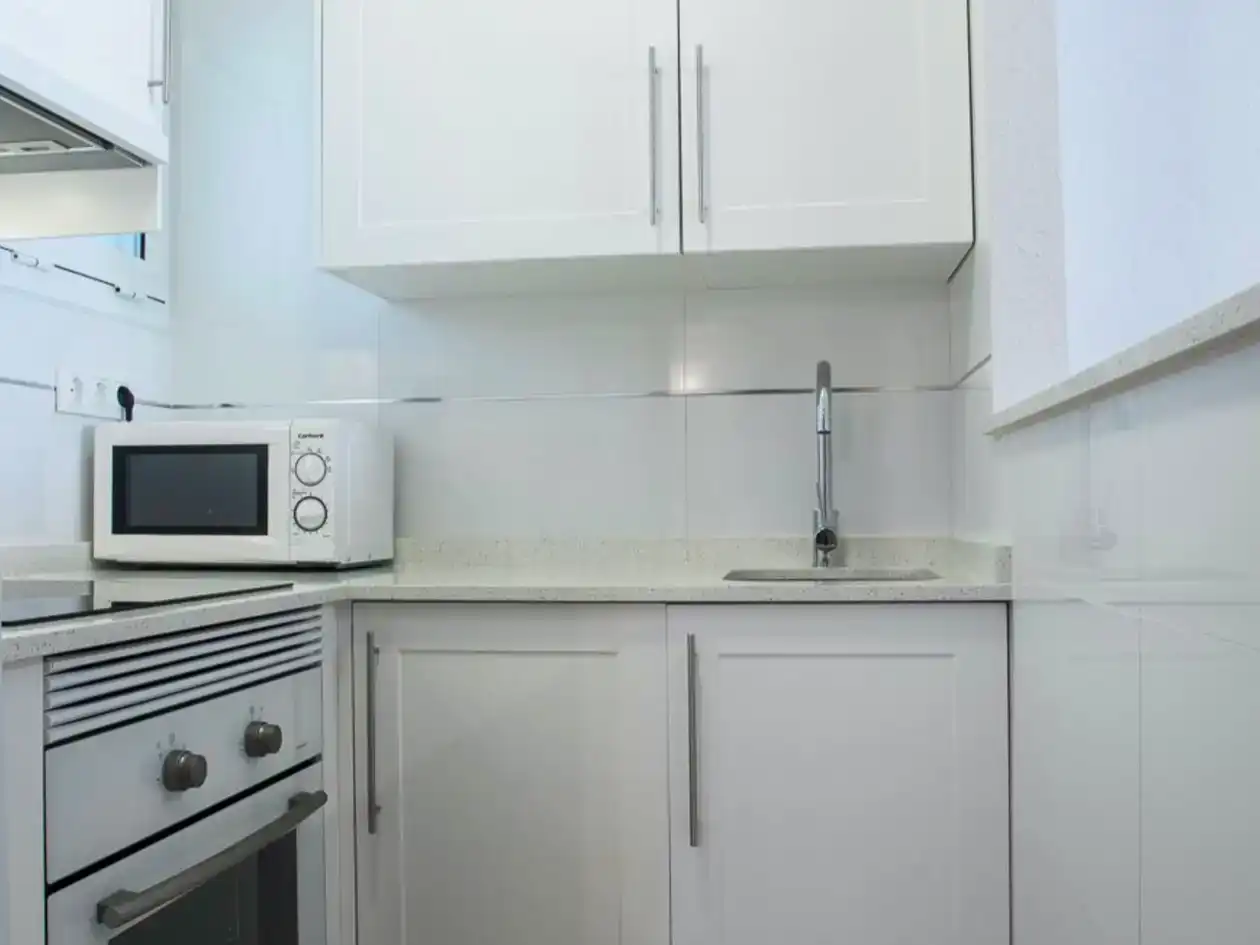 Küche von Wohnung zur Miete in Benidorm mit Klimaanlage, Schwimmbad und Balkon