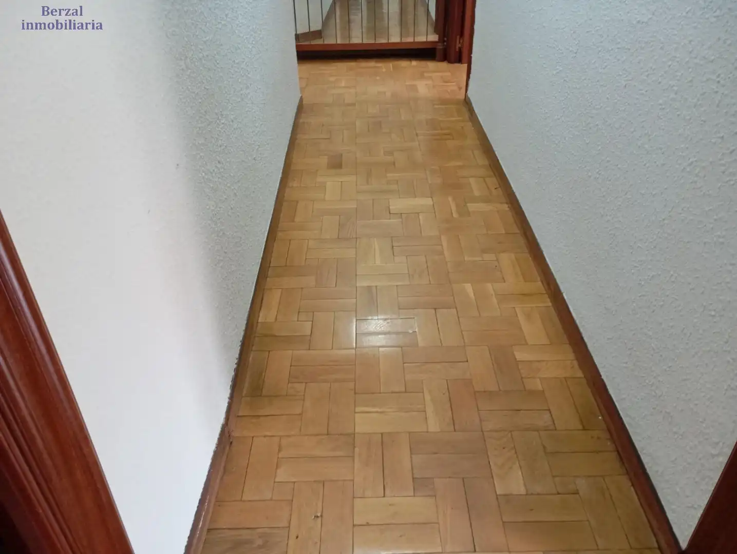 Pis en venda en  Logroño amb Calefacció, Terrassa i Balcó