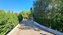 Vista exterior de Casa o xalet en venda en Alberic amb Aire condicionat, Jardí privat i Terrassa