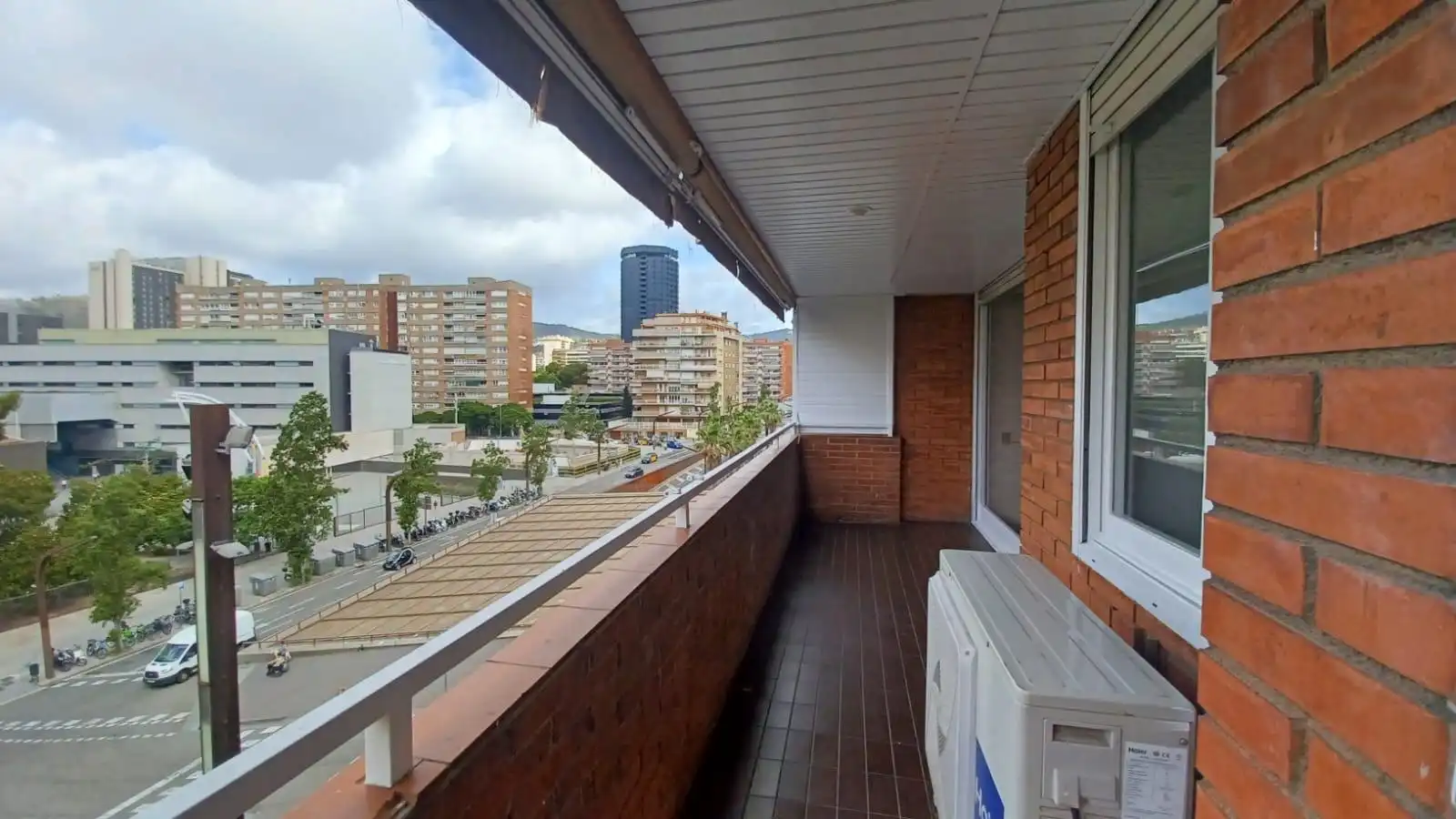 Balcony of Flat for rent in Barcelona  with Heating, Parquet flooring and Terrace