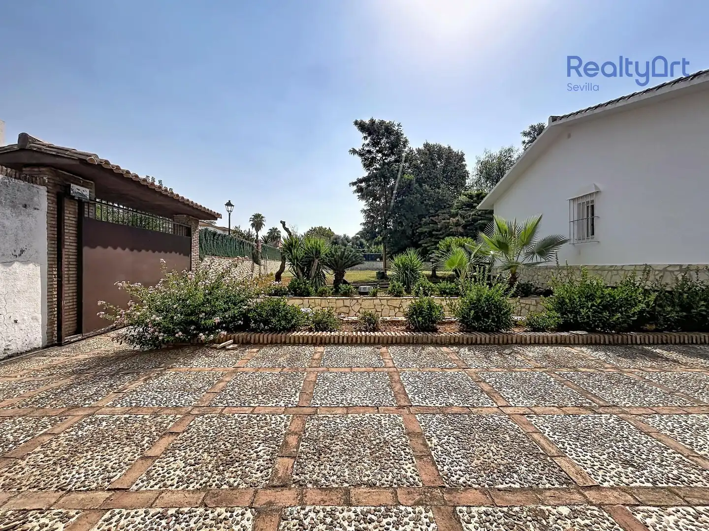 Garden of Houses for sale in Alcalá de Guadaira  with Air Conditioner, Heating and Private garden