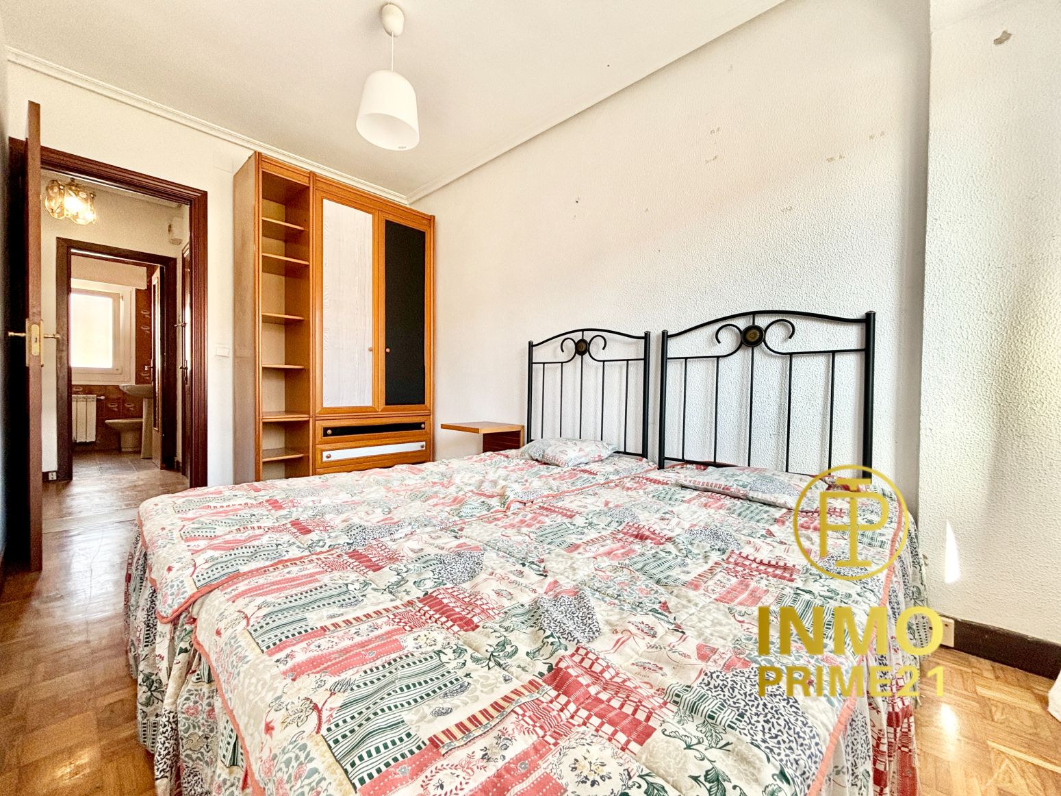Bedroom of Flat for sale in Santander  with Heating, Parquet flooring and Furnished