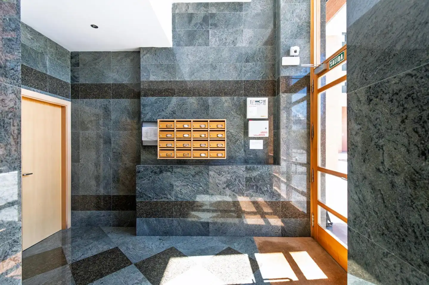 Flat for sale in Felisa Munárriz, Milagrosa