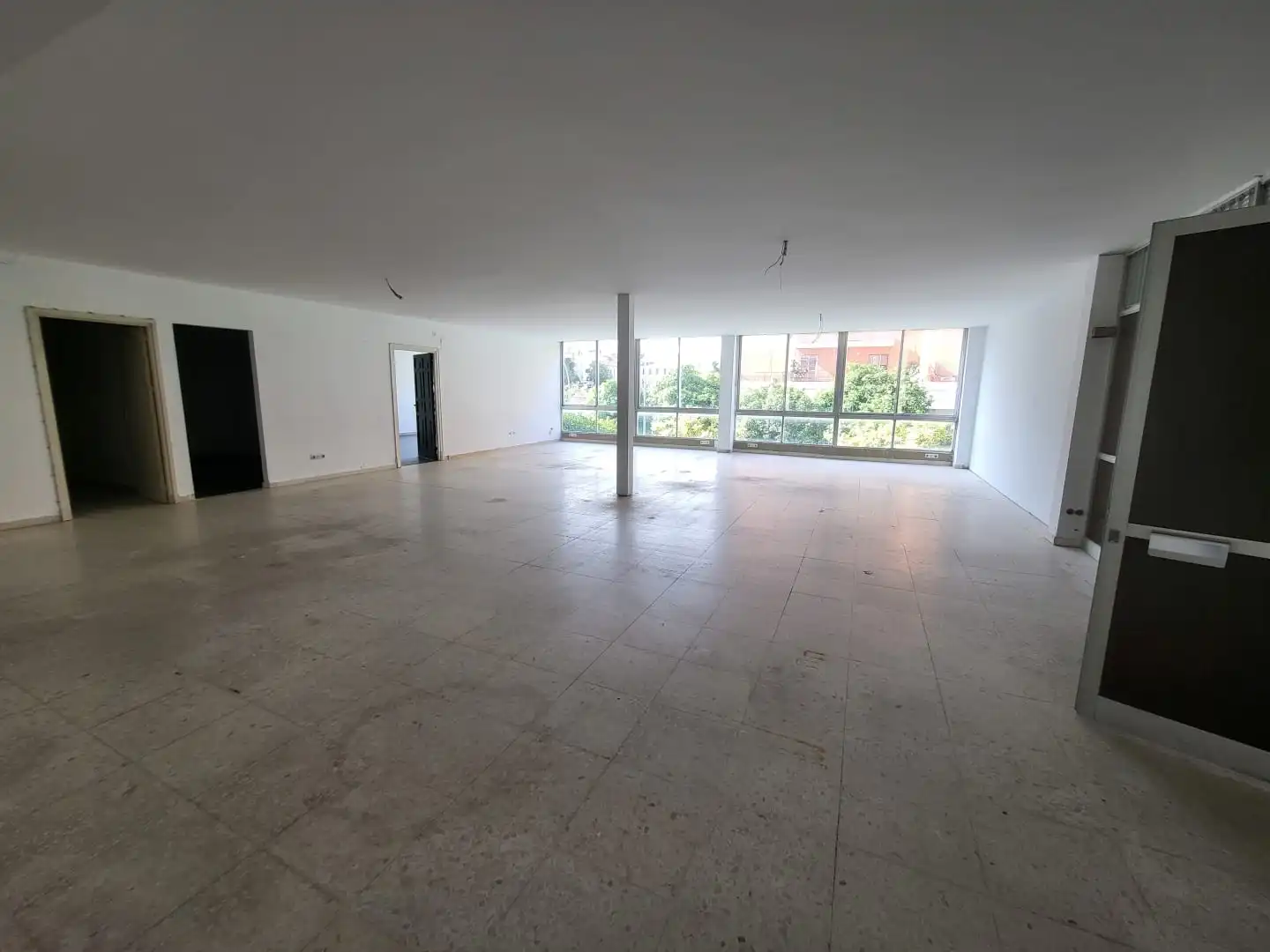 Gewerbefläche zum Verkauf in C/ Diego Fernández Herrera, imagen 7