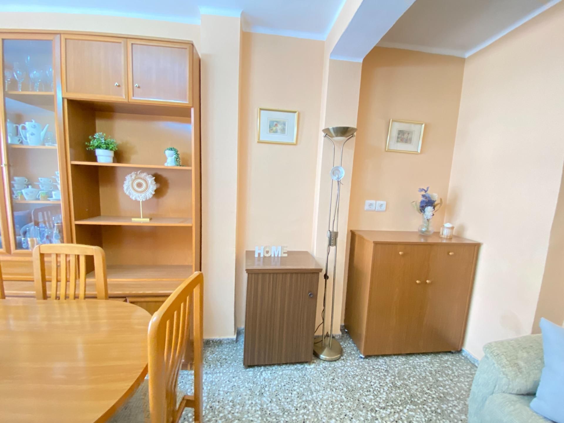 Bedroom of Flat for sale in Requena  with Storage room