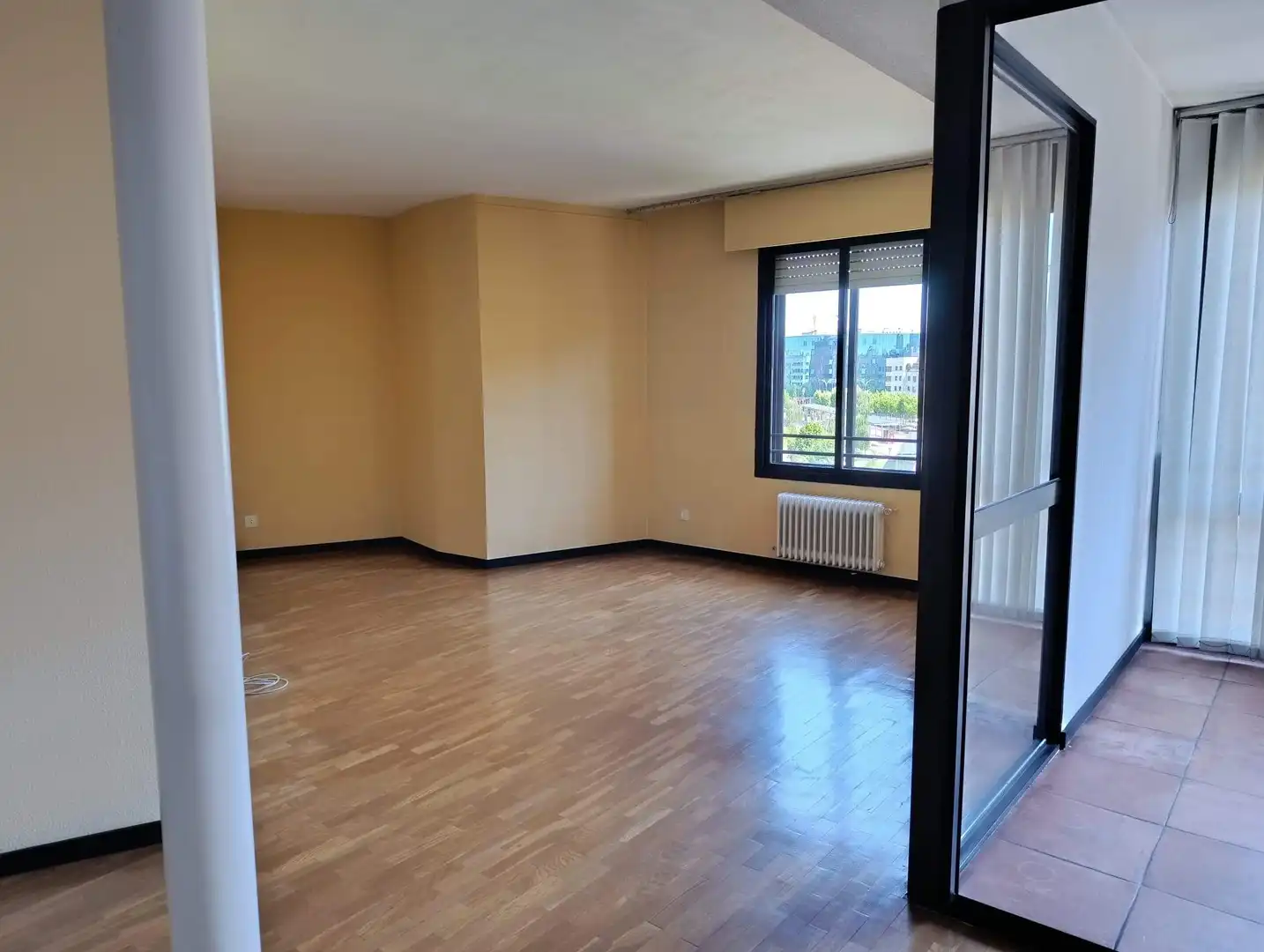 Wohnzimmer von Wohnung zum Verkauf in León Capital  mit Heizung, Terrasse und Abstellraum