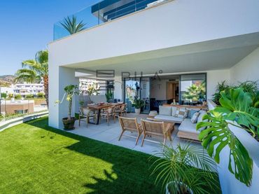 Dúplex amb piscina en venda a Artola Homes