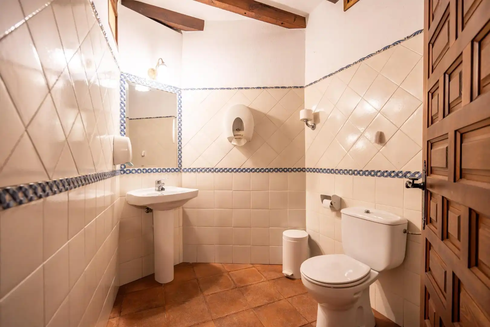 Bany de Casa o xalet en venda en El Toboso amb Aire condicionat, Calefacció i Terrassa