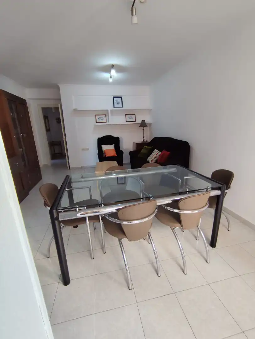 Room in Calle Virgen de la Consolación, Angustias - Chana - Encina