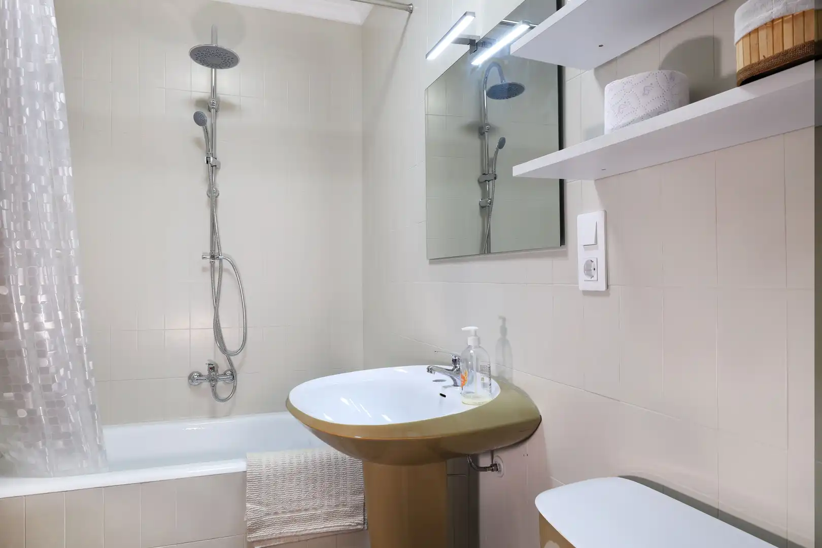 Flat for rent in Carrer Marcel Mira, Jijona / Xixona